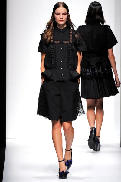 Look 37